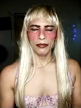 Snapshot of GerGina6 chatting on 12-21-25, 07:10 GerGina6 online show from 12-21-25, 07:10