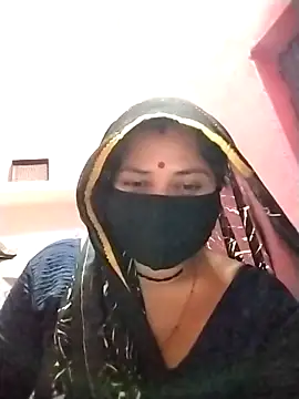 Snapshot of Rajnee33A chatting on 04-14-26, 01:16 Rajnee33A online show from 04-14-26, 01:16