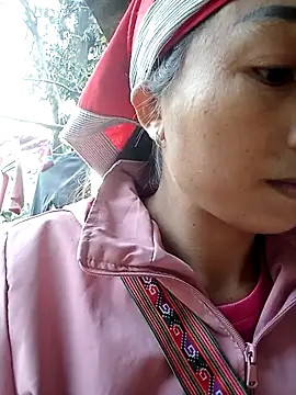 Snapshot of lucybaby00 chatting on 11-26-25, 09:53 lucybaby00 online show from 11-26-25, 09:53