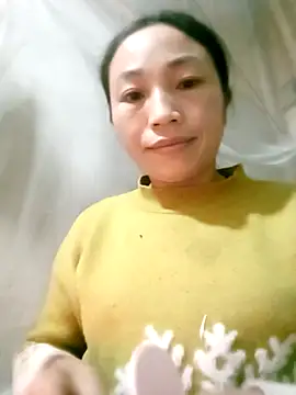 Snapshot of lucybaby00 chatting on 12-05-25, 08:06 lucybaby00 online show from 12-05-25, 08:06