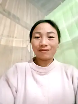 Snapshot of lucybaby00 chatting on 01-11-26, 11:22 lucybaby00 online show from 01-11-26, 11:22