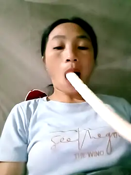 Snapshot of lucybaby00 chatting on 10-26-25, 10:43 lucybaby00 online show from 10-26-25, 10:43