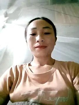 Snapshot of lucybaby00 chatting on 09-23-25, 08:16 lucybaby00 online show from 09-23-25, 08:16