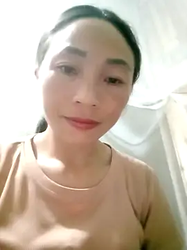 Snapshot of lucybaby00 chatting on 11-07-25, 12:21 lucybaby00 online show from 11-07-25, 12:21