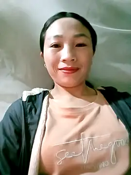 Snapshot of lucybaby00 chatting on 12-20-25, 09:06 lucybaby00 online show from 12-20-25, 09:06