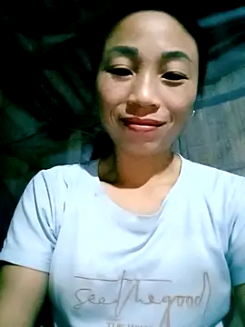 Snapshot of lucybaby00 chatting on 11-04-25, 09:18 lucybaby00 online show from 11-04-25, 09:18