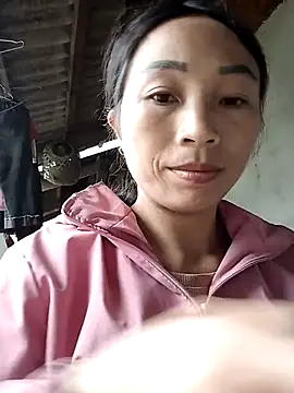 Snapshot of lucybaby00 chatting on 11-10-25, 09:36 lucybaby00 online show from 11-10-25, 09:36