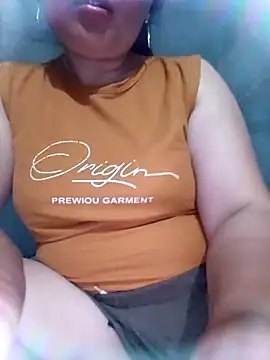 Snapshot of phunphun chatting on 04-12-26, 09:01 phunphun online show from 04-12-26, 09:01