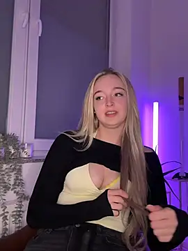 emilypeperoni online show from 04-08-26, 05:03