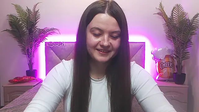 MavkaCute online show from 10-04-25, 06:09