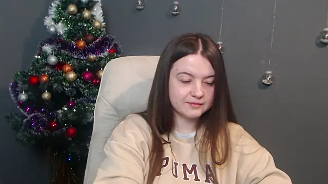 MavkaCute online show from 12-18-25, 07:18