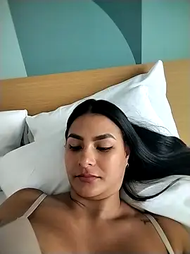 gabysanta  online show from 04-17-26, 03:37