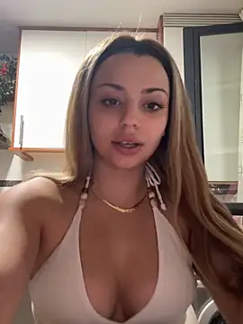 NoeliaGarcia17 online show from 06-21-26, 08:47