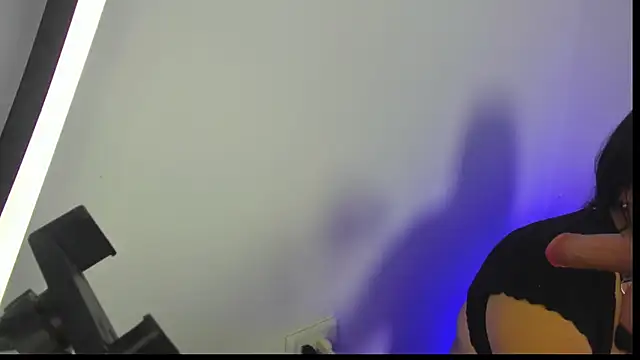 Alanna-sloppy online show from 04-13-26, 06:50