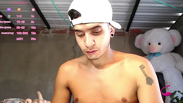 Snapshot of Angel_latinboy chatting on 05-15-26, 03:10 Angel latinboy online show from 05-15-26, 03:10