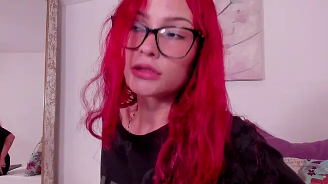 mae lyra online show from 03-31-26, 04:42