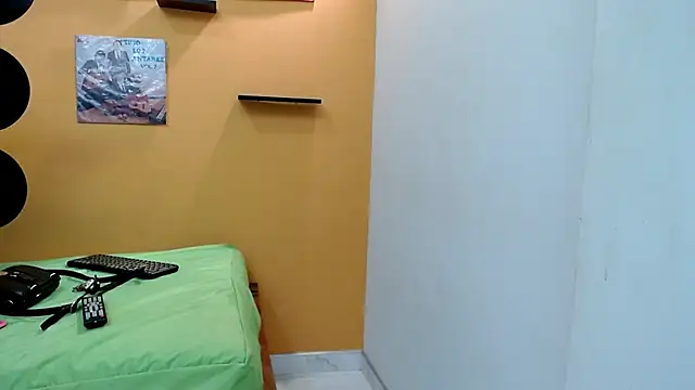 skinnyverus18 online show from 02-20-26, 06:21