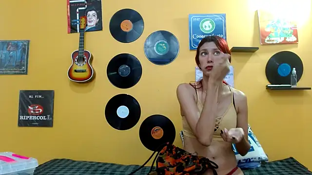 skinnyverus18 online show from 11-08-25, 07:17