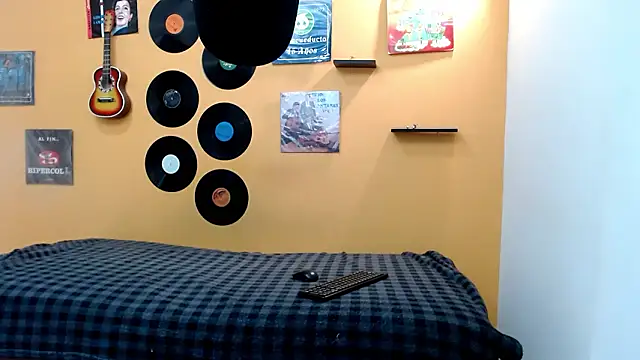 skinnyverus18 online show from 03-14-26, 07:09