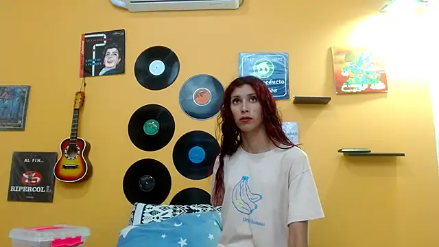 skinnyverus18 online show from 09-10-25, 07:35