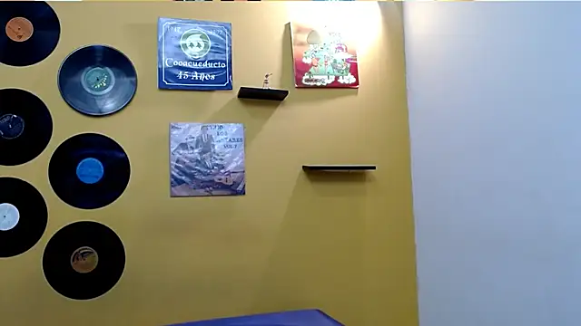 skinnyverus18 online show from 04-13-26, 07:18