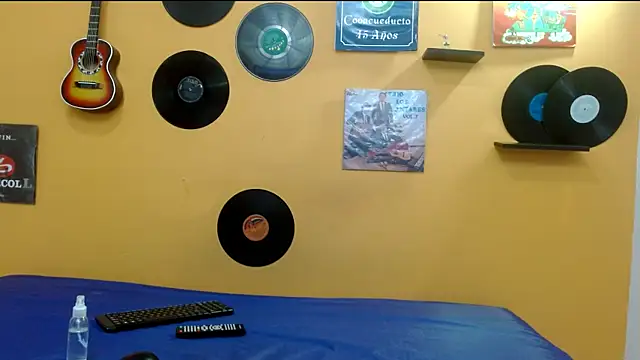 skinnyverus18 online show from 01-18-26, 06:55