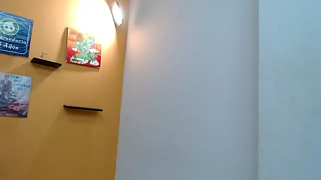 skinnyverus18 online show from 02-11-26, 07:25