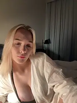 DaryaDoll online show from 11-05-25, 08:17