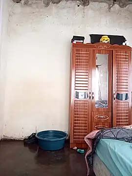 small D94 online show from 09-27-25, 07:03