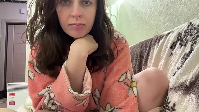 Ange1Alexis online show from 10-27-25, 07:26