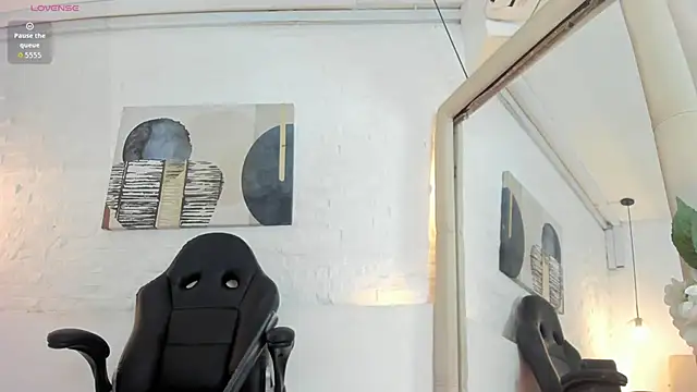 Sarah GothicGirl online show from 04-09-26, 07:42