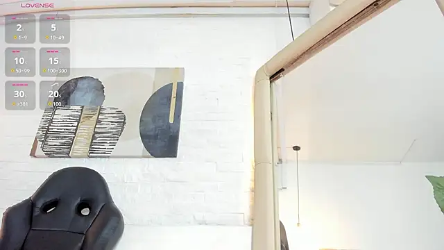 Sarah GothicGirl online show from 02-04-26, 08:15