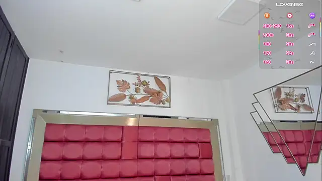 SaraWagner  online show from 12-17-25, 12:15