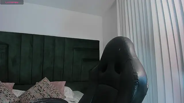 SaraWagner  online show from 03-19-26, 12:10