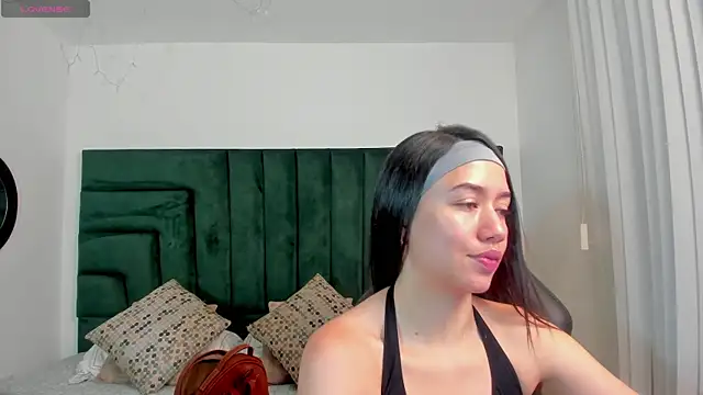 SaraWagner  online show from 04-13-26, 12:03