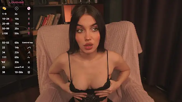 Kamila Bell online show from 11-18-25, 10:13