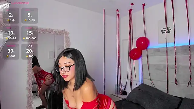 Snapshot of Miacorner_ chatting on 02-18-26, 06:44 Miacorner online show from 02-18-26, 06:44