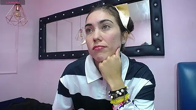 danna7cute online show from 04-13-26, 09:41