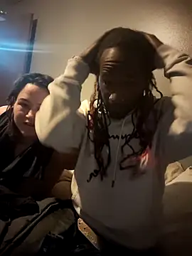 Snapshot of Dick2long87 chatting on 11-17-25, 01:53 Dick2long87 online show from 11-17-25, 01:53