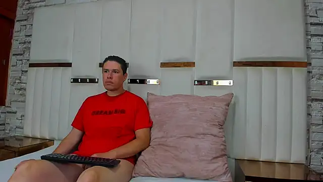 CandyandSteven online show from 10-18-25, 02:57