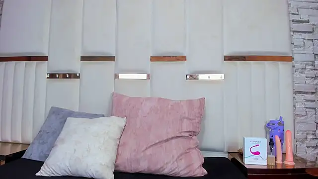 CandyandSteven online show from 12-21-25, 02:57