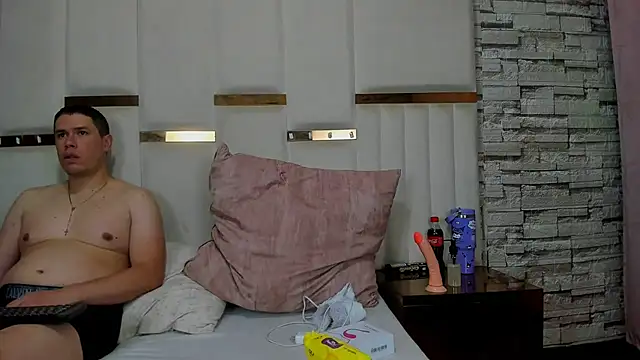 CandyandSteven online show from 12-14-25, 02:51