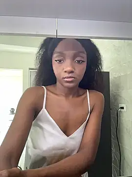 Keirahartz online show from 02-22-26, 02:41