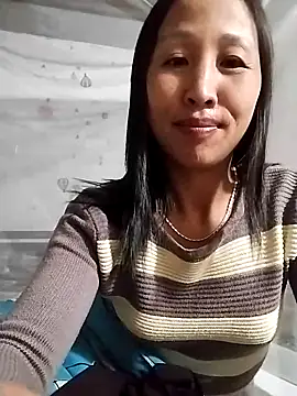 cute love00 online show from 11-25-25, 03:29