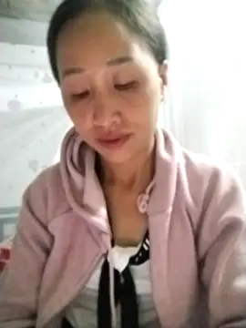 cute love00 online show from 10-20-25, 10:54