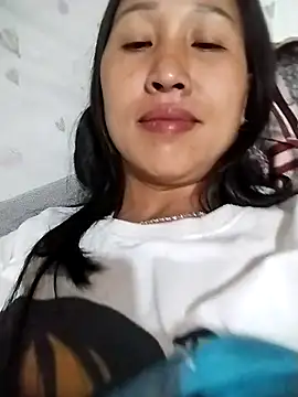 cute love00 online show from 02-12-26, 11:15