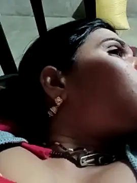 Snapshot of Soniya_pandit chatting on 02-16-26, 04:38 Soniya pandit online show from 02-16-26, 04:38