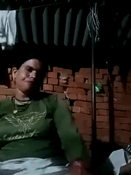 Snapshot of Soniya_pandit chatting on 07-14-26, 04:13 Soniya pandit online show from 07-14-26, 04:13