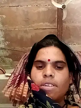 Snapshot of Soniya_pandit chatting on 04-15-26, 09:37 Soniya pandit online show from 04-15-26, 09:37