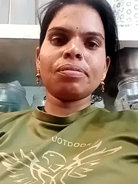 Snapshot of Soniya_pandit chatting on 04-29-26, 02:54 Soniya pandit online show from 04-29-26, 02:54